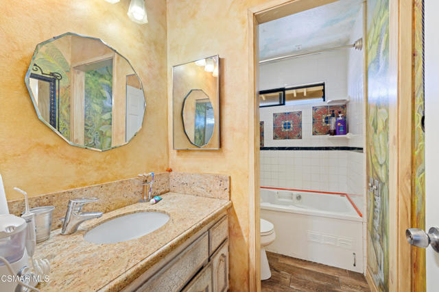 28831 Oakpath Drive, Agoura Hills CA: https://media.crmls.org/mediaz/d434000b-adef-435f-87f5-b09344f26123.jpg