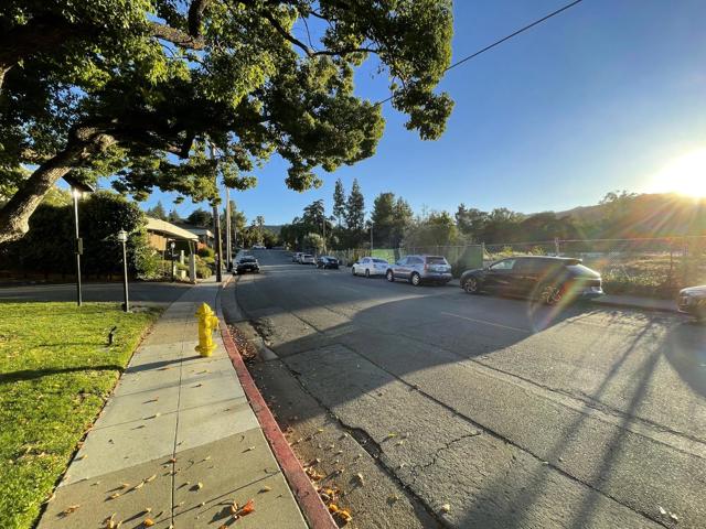 420 Alberto Way, Los Gatos CA: https://media.crmls.org/mediaz/d434015e-3e63-418c-9901-563916aa322a.jpg