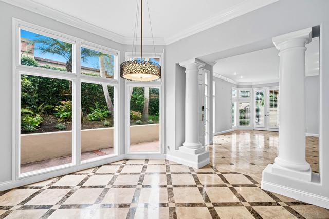 9703 Keeneland Row, La Jolla CA: https://media.crmls.org/mediaz/d435aab4-ef89-4588-9b63-3a6d570c3c5f.jpg