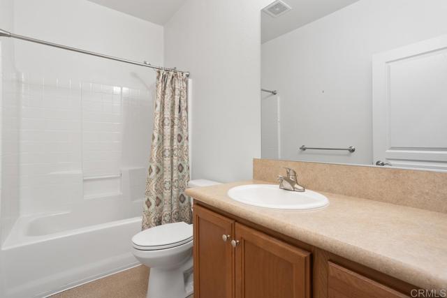 525 W El Norte Parkway, Escondido CA: https://media.crmls.org/mediaz/d437a392-641d-4a34-9a5b-c6fc89c1aa96.jpg