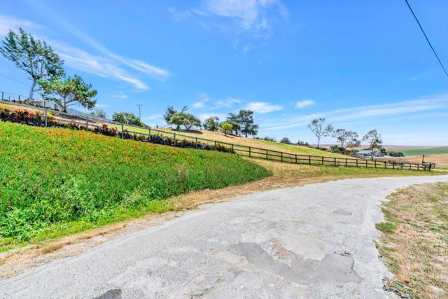 501 Trail Drive, Moss Landing CA: https://media.crmls.org/mediaz/d438383a-3868-4bb9-b1d6-f08c320fde8b.jpg
