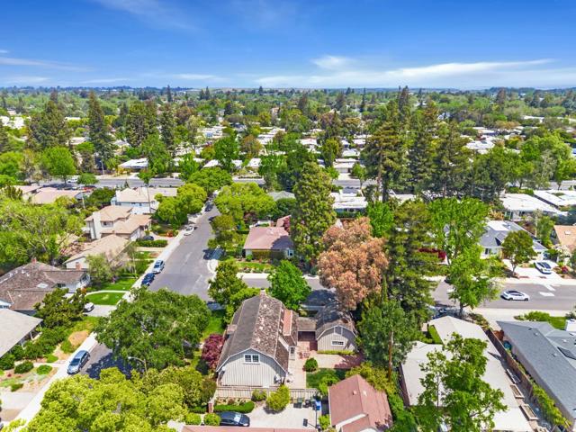 632 Saint Claire Drive, Palo Alto CA: https://media.crmls.org/mediaz/d4384bc4-5487-4d61-ad41-f61edece5110.jpg