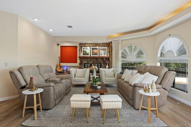 23742 Calistoga Pl, Ramona CA: https://media.crmls.org/mediaz/d4387d34-1007-46d0-a782-c0c6fb0d73f7.jpg