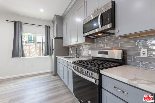 10136 Forbes Avenue, North Hills CA: https://media.crmls.org/mediaz/d439b89e-668c-473e-906e-991eb16ff11d.jpg