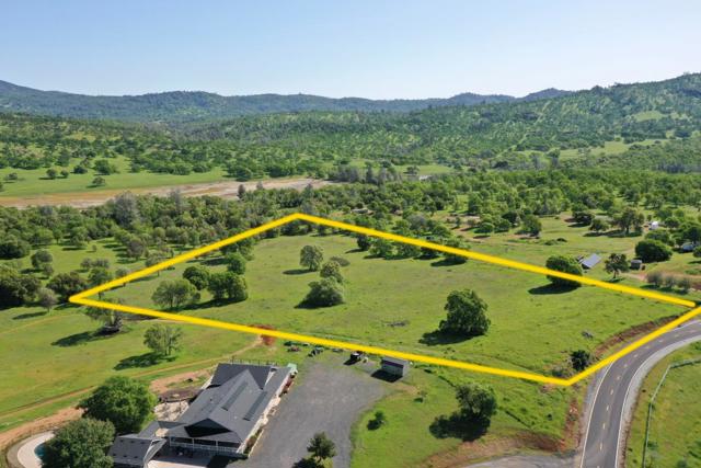 2844 Canoe Street, Copperopolis CA: https://media.crmls.org/mediaz/d43a395e-a293-4c01-80e9-358ba2725852.jpg