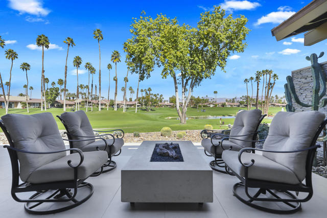 76 Old Ranch Road, Palm Desert, CA 92211