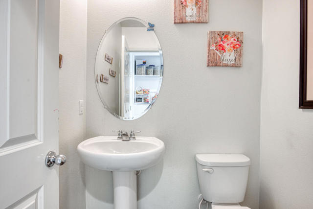 85177 Avenida Reforma, Coachella CA: https://media.crmls.org/mediaz/d43c1ec6-c19c-433e-9d8a-fa563050cf64.jpg