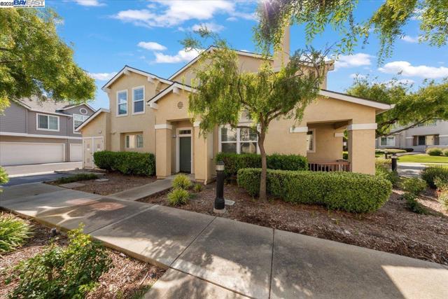 253 Bellington Cmn, Livermore CA: https://media.crmls.org/mediaz/d43c83f4-060f-400c-830e-745211f9e89b.jpg