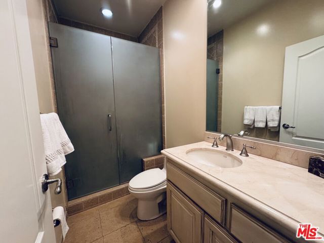 458 S Clark Drive, Beverly Hills CA: https://media.crmls.org/mediaz/d43cf48a-49f3-4282-9c15-eadc777e7ff8.jpg