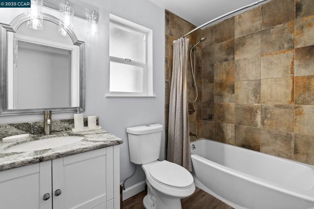 1627 Livingston Ln, Richmond CA: https://media.crmls.org/mediaz/d43cfa88-7a03-4ccf-b3f5-937bd1b72a91.jpg
