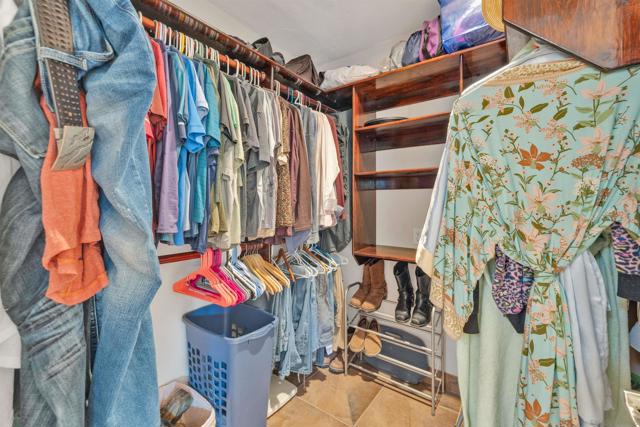 23540 Oriente Way, Ramona CA: https://media.crmls.org/mediaz/d43f0495-28bb-4a7f-80c3-869799ac4c83.jpg