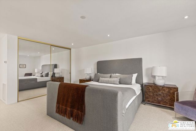6 Trojan Court, Rancho Mirage CA: https://media.crmls.org/mediaz/d43f6345-0dde-4acd-9ad1-4a3e79a74d0f.jpg