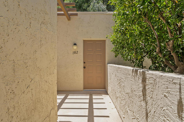 78225 Cortez Lane, Indian Wells CA: https://media.crmls.org/mediaz/d4409da9-72ad-4b66-976e-e7cae74d8a5f.jpg