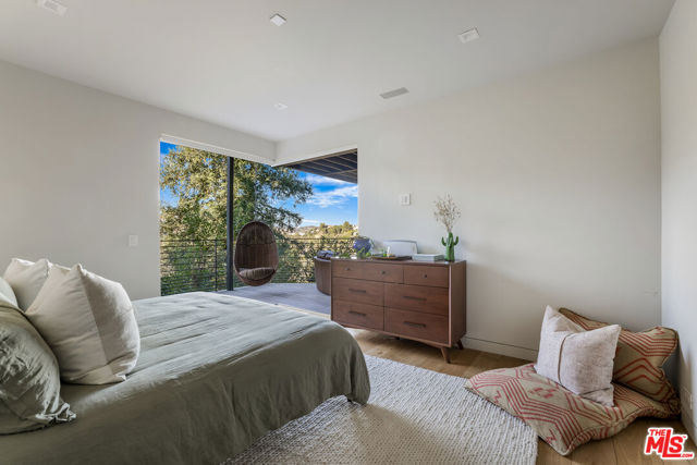 Drew Fenton | 1030 Somera Road Los Angeles CA | MLS: 7216048