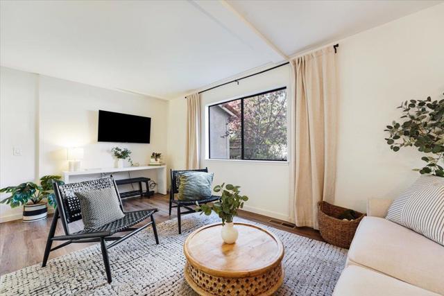 3003 Corte Cabrillo, Aptos CA: https://media.crmls.org/mediaz/d4418a15-b8b2-40c6-98dd-c175972fcc36.jpg