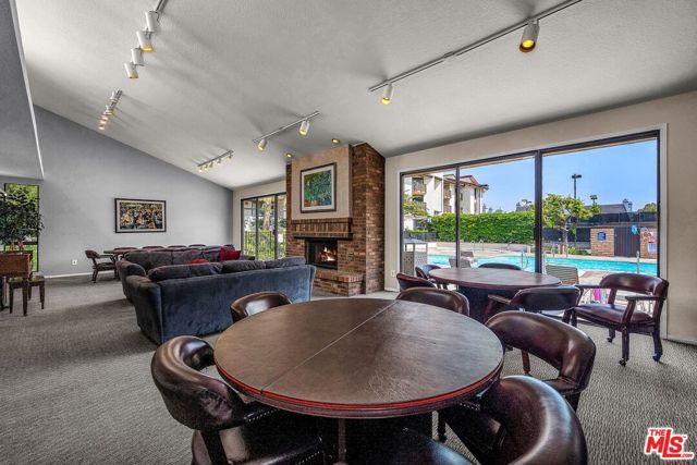 8600 Tuscany Avenue, Playa del Rey CA: https://media.crmls.org/mediaz/d442f7a4-5b12-4a6b-b580-200c6eadbdce.jpg