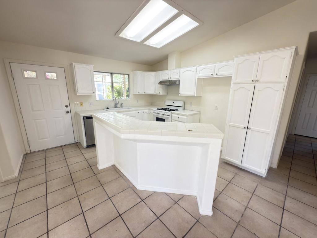 MLS #219132874PS image #8