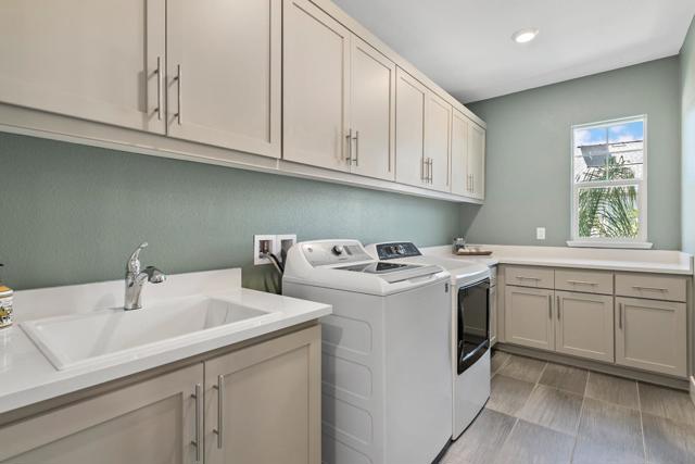 1611 Vinsanto Court, Gilroy CA: https://media.crmls.org/mediaz/d4443b51-b608-4755-9fb5-ce46c617b8cc.jpg