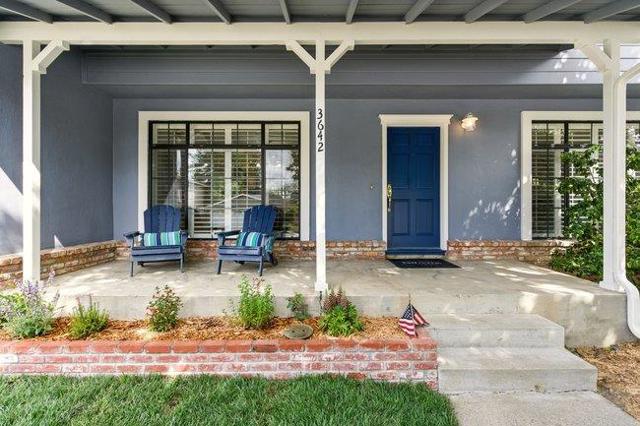 3642 Mcnulty Way, Redwood City CA: https://media.crmls.org/mediaz/d4445f25-0818-4117-91b4-08f9fe93dc52.jpg