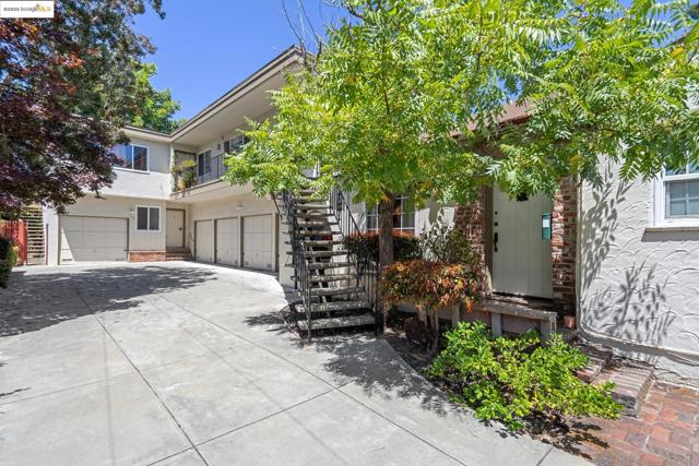 574 66th, Oakland CA: https://media.crmls.org/mediaz/d4457a32-7a19-4e00-b240-70255354f9d9.jpg