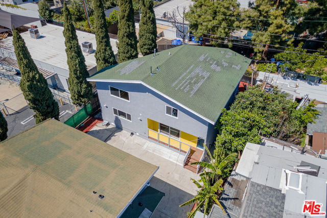 5633 La Mirada Avenue, Los Angeles CA: https://media.crmls.org/mediaz/d446e8d4-535d-4e29-8a4a-de6c13faa6be.jpg
