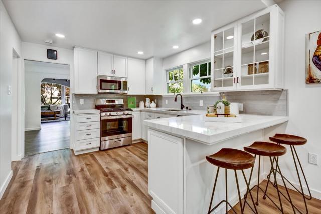 2268 Oberlin Street, Palo Alto CA: https://media.crmls.org/mediaz/d446e9cd-9870-4264-9313-5021f7e80609.jpg