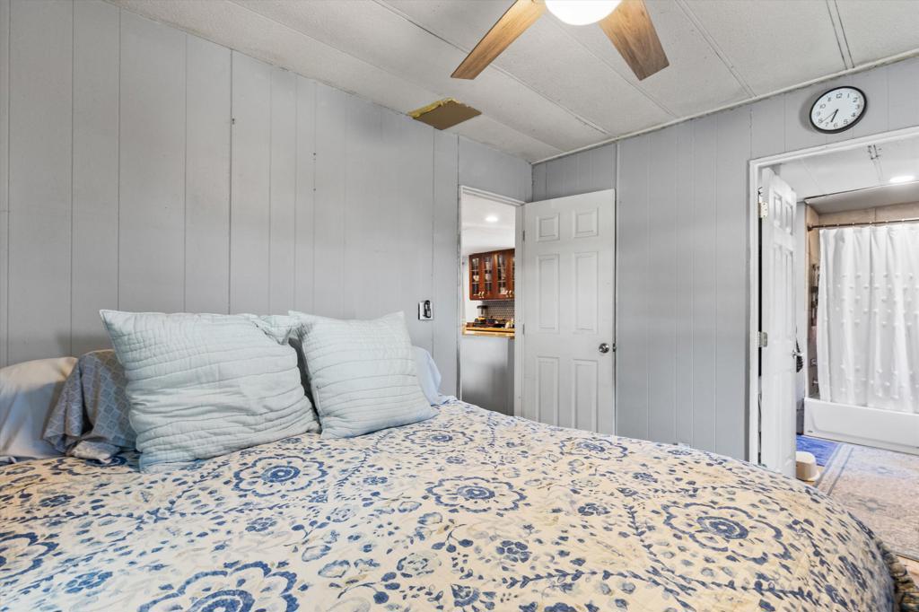 MLS #219132966DA image #12