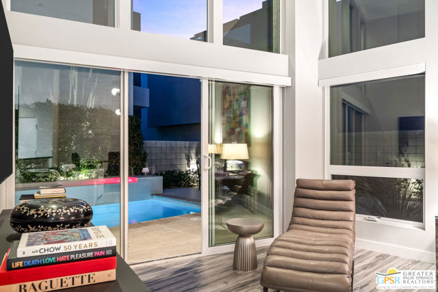 431 Suave Lane, Palm Springs CA: https://media.crmls.org/mediaz/d4485699-59b1-4a5f-8815-ee20cb654aac.jpg