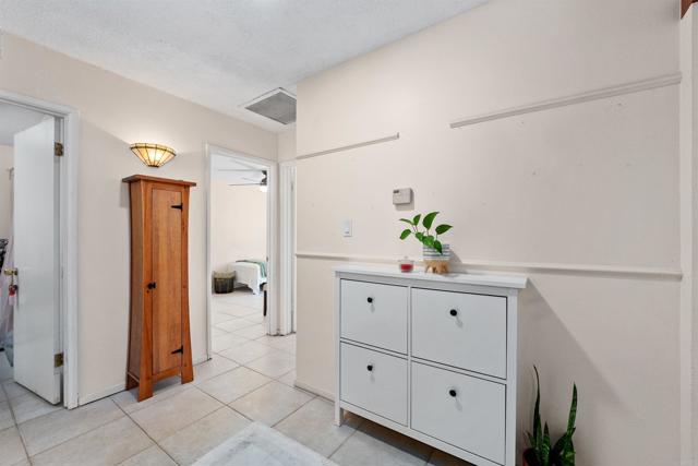 Detail Gallery Image 13 of 31 For 1534 Folkestone St, Spring Valley,  CA 91977 - 4 Beds | 2 Baths