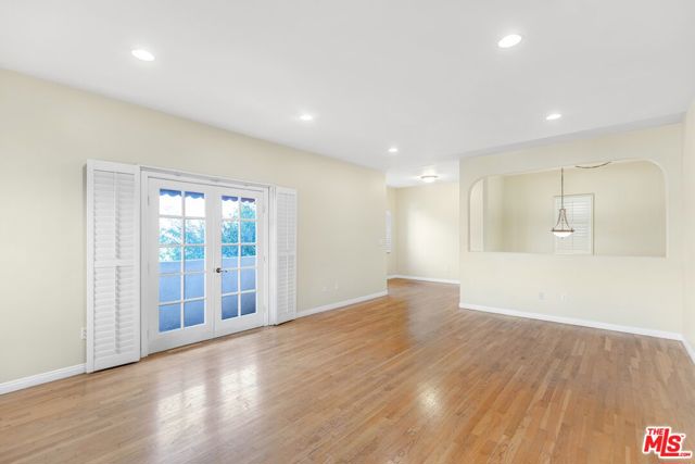 1073 S Mansfield Avenue, Los Angeles CA: https://media.crmls.org/mediaz/d44a590d-555a-49ee-9bb5-2f8eb323cd82.jpg