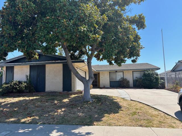 Detail Gallery Image 1 of 1 For 518 Berland Way, Chula Vista,  CA 91910 - 4 Beds | 2/1 Baths