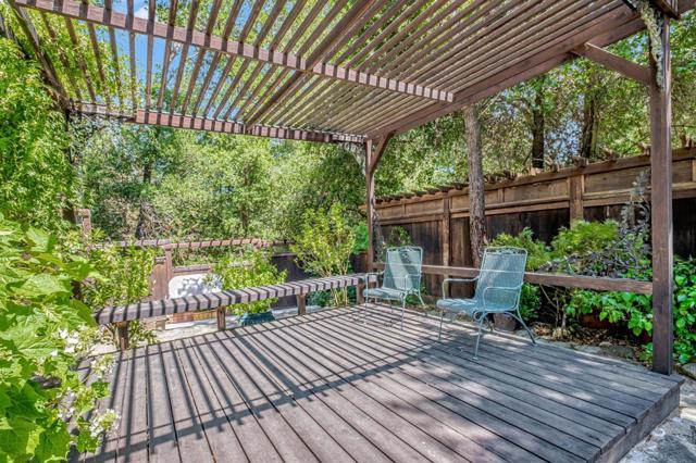 13380 Debby Lane, Boulder Creek CA: https://media.crmls.org/mediaz/d44b9f20-6969-4050-a3a9-0da93cfc7b3b.jpg