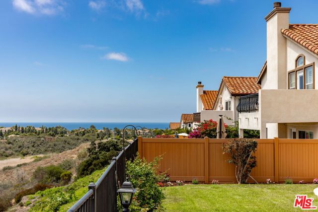 1537 Turquoise Drive, Carlsbad CA: https://media.crmls.org/mediaz/d44be872-30e5-415b-bd64-724ea39e30b9.jpg