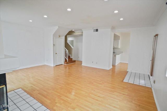 Image 8 of 19 For 18114 Flynn Drive 3602