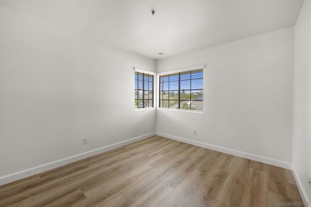 1894 Spyglass Cir, Vista CA: https://media.crmls.org/mediaz/d44d4dd8-ba80-4d68-8765-eaa34c425631.jpg