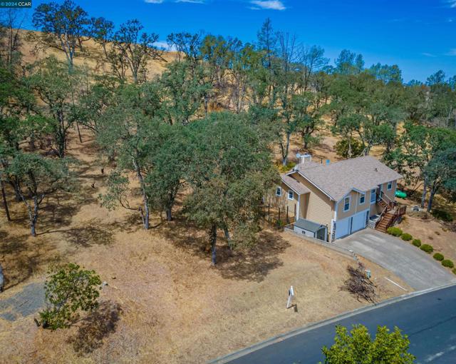 Image 20 of 25 For 1053 Headlands Dr