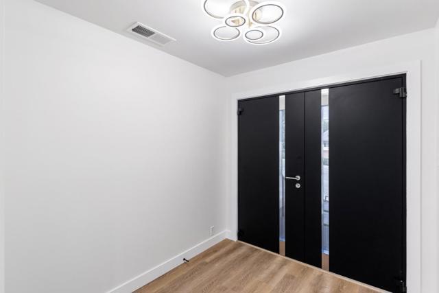 3845 East Lake Way, Redwood City CA: https://media.crmls.org/mediaz/d44faf19-481c-4158-9c03-e41809275595.jpg