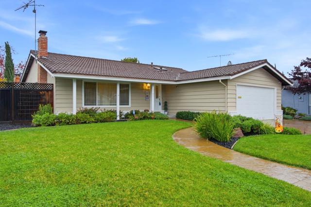 2757 Estella Drive, Santa Clara CA: https://media.crmls.org/mediaz/d4503b8b-5c1e-41c7-8a9a-76aff541bc99.jpg