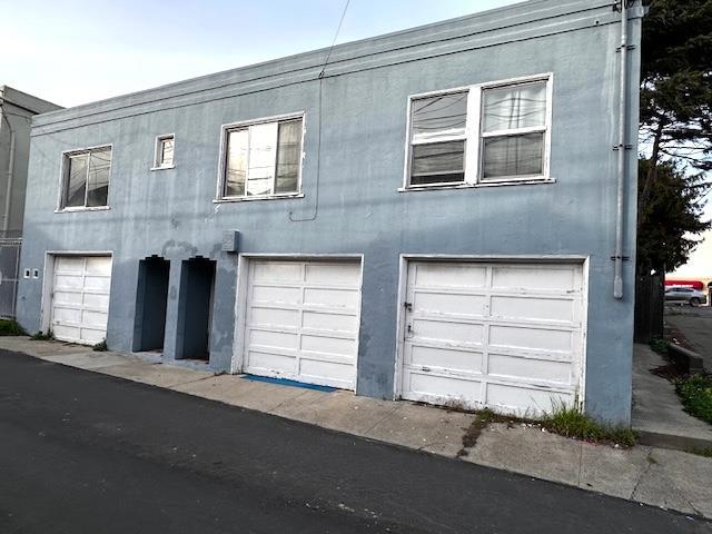 453 Grand Avenue, South San Francisco CA: https://media.crmls.org/mediaz/d450f590-2391-4ebe-80ac-76f49e87384f.jpg