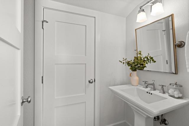 1298 Dahlia Loop, San Jose CA: https://media.crmls.org/mediaz/d45123f1-37a0-44b4-bbf0-0a94d8d0004d.jpg
