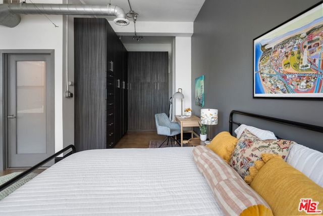 108 W 2nd Street, Los Angeles CA: https://media.crmls.org/mediaz/d451829c-6db0-42a5-8708-5ab564c98d4b.jpg