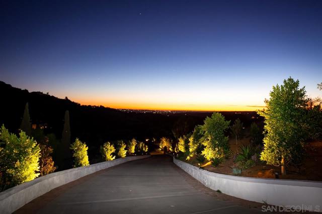 Image 46 of 65 For 1210 Clos Duval