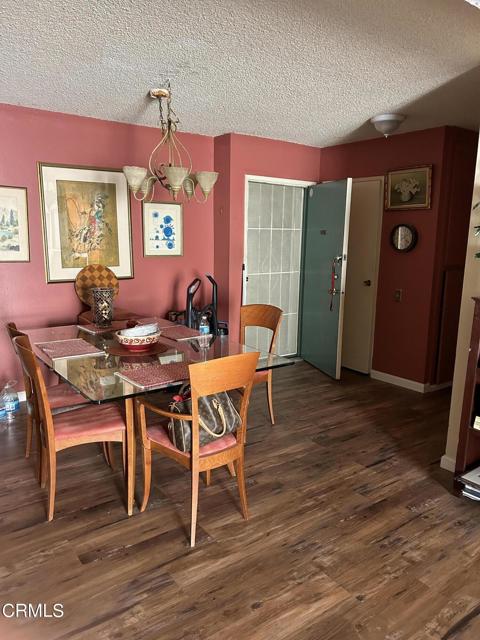 Image 3 of 10 For 5460 White Oak Avenue J203