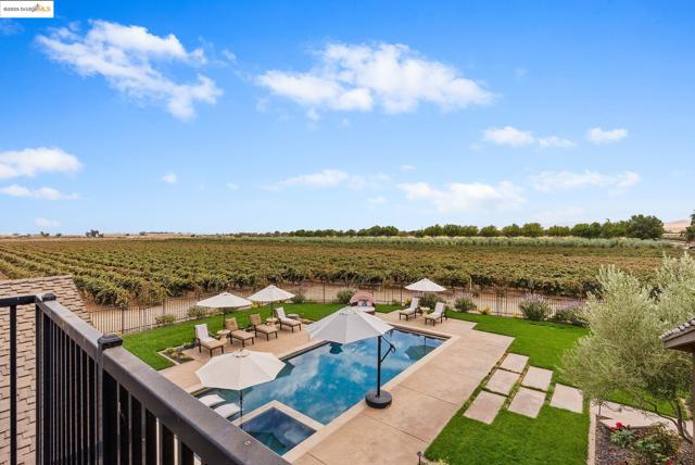 3501 Byer Road, Byron CA: https://media.crmls.org/mediaz/d4525c7f-1bb2-48b2-ae00-bd471d498666.jpg