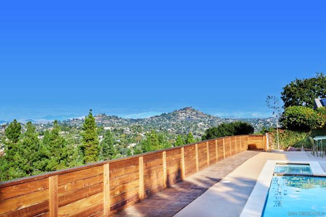 4176 E Arrieta Circle, La Mesa CA: https://media.crmls.org/mediaz/d4531213-daa2-4c7b-aebc-036542761345.jpg