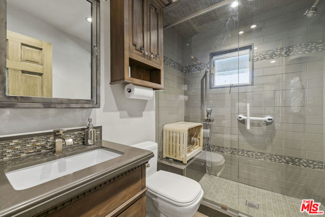 Image 13 of 64 For 26954 Whitehorse Place