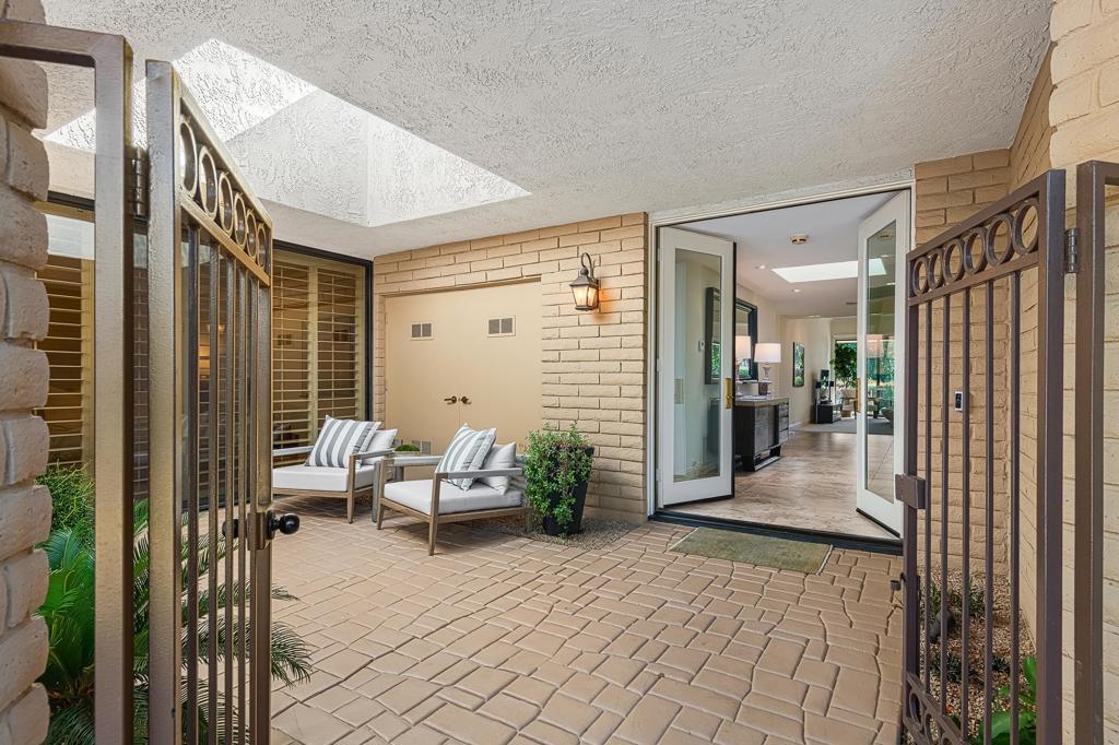 MLS #219139160DA image #2