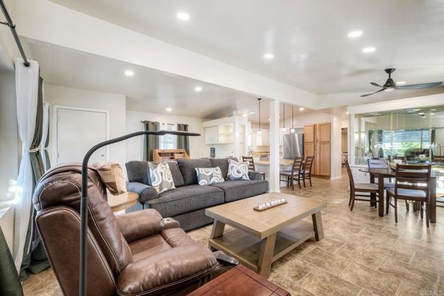 Detail Gallery Image 11 of 34 For 18218 Paradise Mountain Rd Spc 211 #LOT 211,  Valley Center,  CA 92082 - 2 Beds | 2 Baths