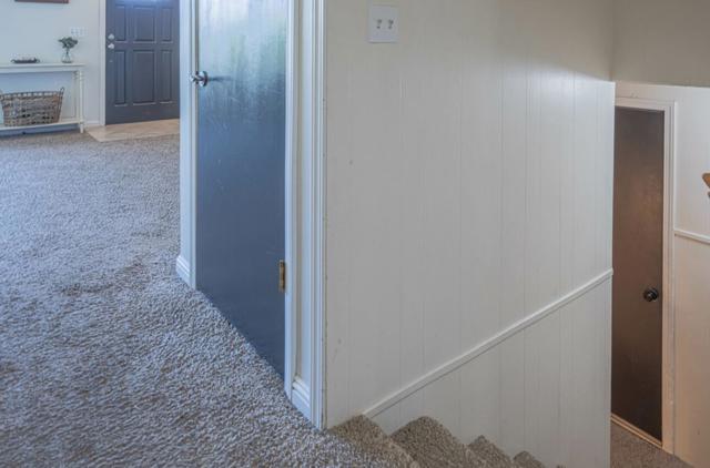 394 Mesa Road, Salinas CA: https://media.crmls.org/mediaz/d456679a-41b7-415f-941e-34d664b80c76.jpg
