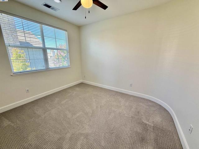 5825 Dresslar Cir, Livermore CA: https://media.crmls.org/mediaz/d456a9c7-5545-4651-b82f-ba2c244b7877.jpg